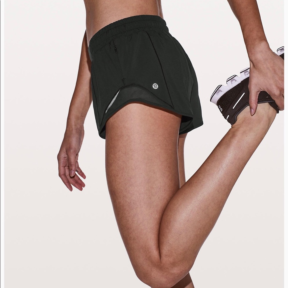 Lululemon Hotty Hot Short
